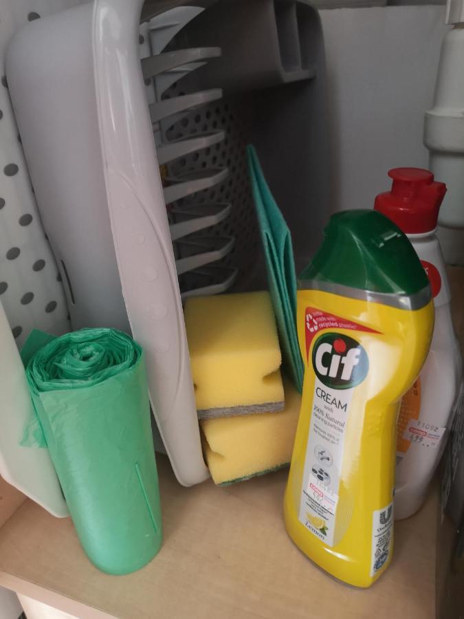 Orsika Hilltop Apartman Eger Buitenkant foto